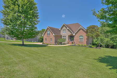 4016 Ironwood Dr Greenbrier, TN 37073
