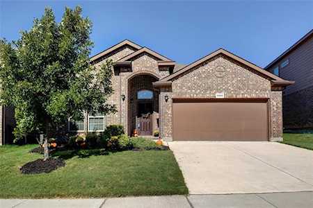 15805 Barton Ridge Drive Fort Worth, TX 76177