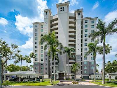 430 Cove Tower Dr #801 Naples, FL 34110