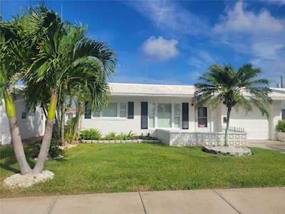 3831 99th TERRACE N #3 Pinellas Park, FL 33782