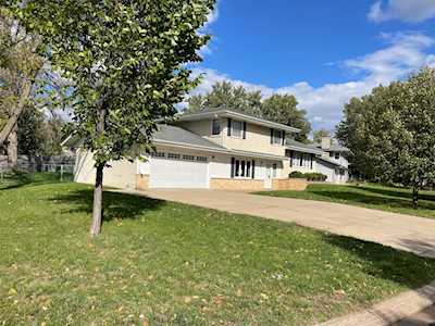 3364 Boone Circle N New Hope, MN 55427