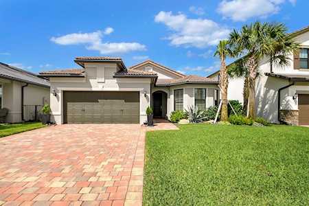 8281 Pedigree Circle Lake Worth, FL 33467