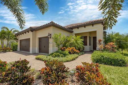 622 Wildlife GLEN Bradenton, FL 34209