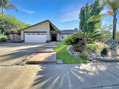 24911 Hayuco Mission Viejo, CA 92692