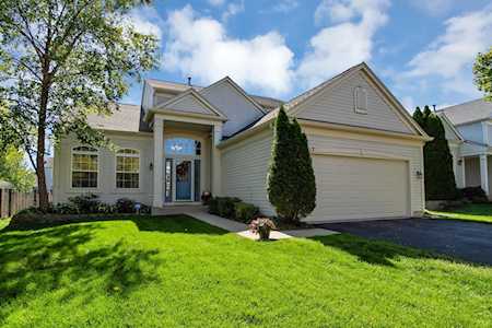 2917 Coastal Dr Aurora, IL 60503