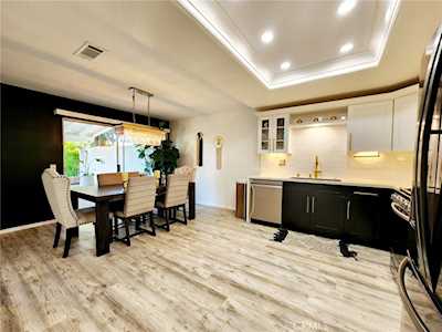 15736 Rosehaven Ln Canyon Country, CA 91387