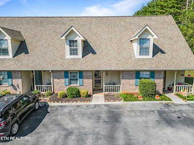 1107 Andrew Brook Ln Knoxville, TN 37923