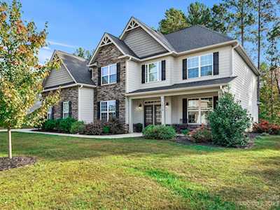 126 Stueben Dr Mooresville, NC 28115