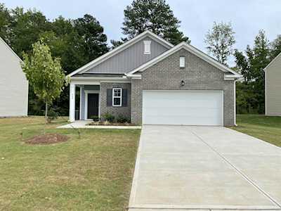 948 Berkeley Glen Road Zebulon, NC 27597