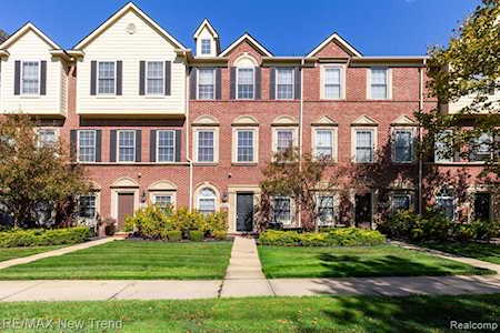 45647 N Stonewood Rd Canton Twp, MI 48187