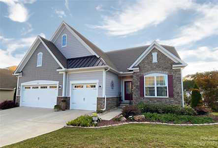 2036 Acadia Falls Ln Lancaster, SC 29720