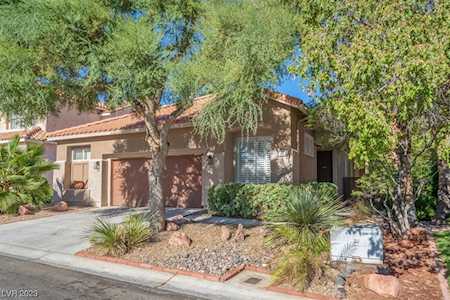 913 Lexington Cross Dr Las Vegas, NV 89144
