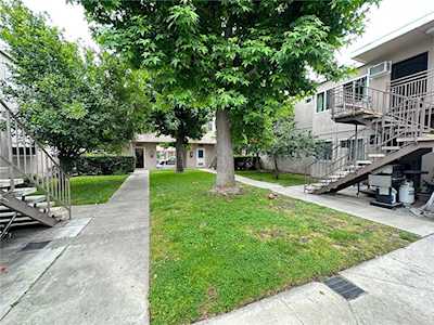 7139 Coldwater Canyon Ave #17 North Hollywood, CA 91605