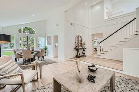 921 Marisa Lane Encinitas, CA 92024