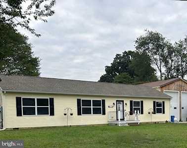 113 W Elm Ave Mantua, NJ 08051