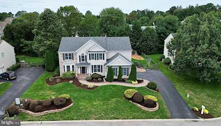 10 Wyndom Ct Hockessin, DE 19707