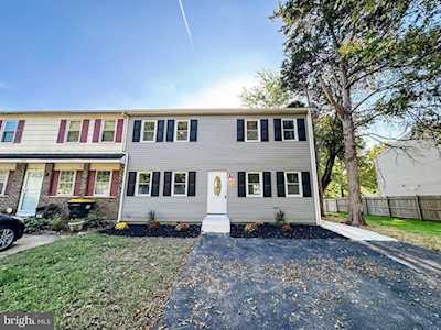 130 Flamingo Dr Newark, DE 19702