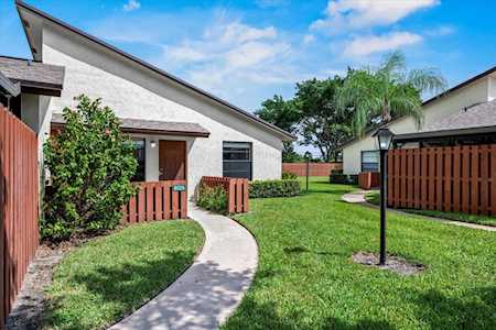 8026 SE Villa Circle Hobe Sound, FL 33455