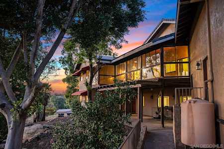 14015 Calle De Vista Valley Center, CA 92082