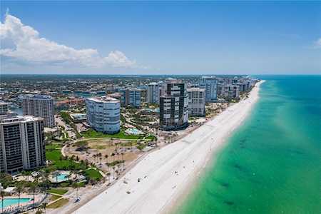 4451 N Gulf Shore Blvd #402 Naples, FL 34103
