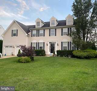 625 Ironwood Dr Williamstown, NJ 08094