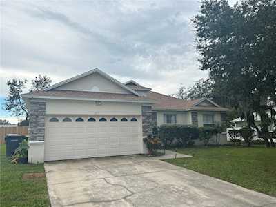 1219 Lake LOOP Winter Haven, FL 33880