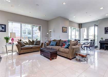 21 Gramercy #306 Irvine, CA 92612