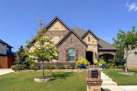 7321 Smithfield Road North Richland Hills, TX 76182