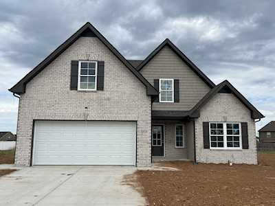 2904 Acron Ct Christiana, TN 37037