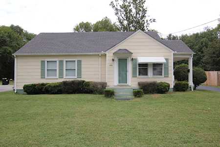 408 W Clark Blvd Murfreesboro, TN 37129