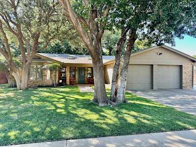 9706 Miami Avenue Lubbock, TX 79423