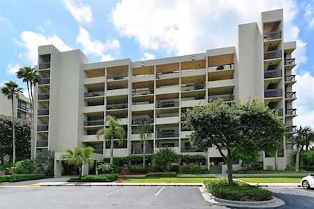 1065 Gulf of Mexico Dr #401 Longboat Key, FL 34228