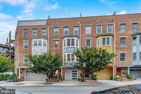 2705 Bainbridge St Philadelphia, PA 19146