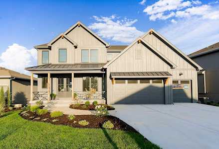 11558 S Zarda Dr Olathe, KS 66061
