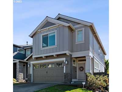 5202 SE Stargrass ST Hillsboro, OR 97123