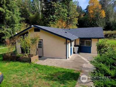 23520 Dorre Don Way SE Maple Valley, WA 98038