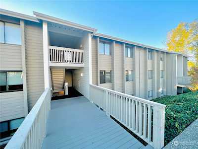 1319 S Puget Dr #D36 Renton, WA 98055