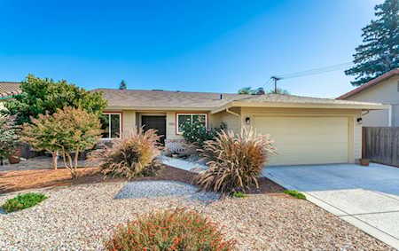 1055 Silver Lake Drive Sacramento, CA 95831