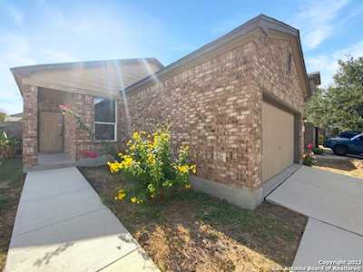 5103 Sunview Valley San Antonio, TX 78244
