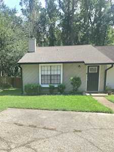 2173 Victory Garden Ln Tallahassee, FL 32301