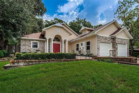 226 S Riverhills Dr Temple Terrace, FL 33617