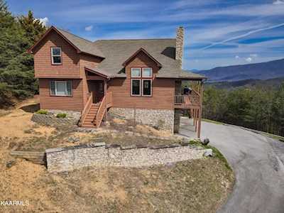 4314 Covered Wagon Rd Sevierville, TN 37862