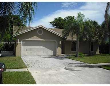 7580 Texas Trl Boca Raton, FL 33487