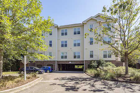 2244 Ashley Crossing Drive #314 Charleston, SC 29414