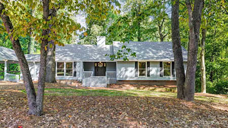 35 Honeysuckle Woods Lake Wylie, SC 29710