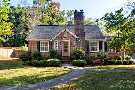3421 Commonwealth Ave Charlotte, NC 28205