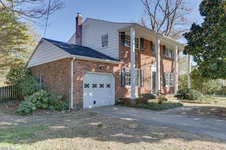 2 Harris Rd Newport News, VA 23606