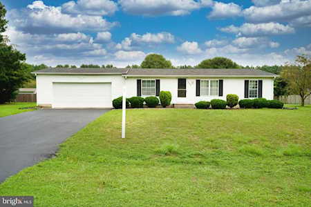 223 W Holly Dr Lincoln, DE 19960