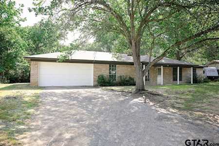 206 Juniper Dr Palestine, TX 75803