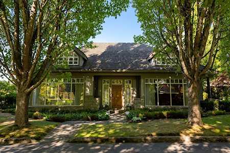 8580 Caversham Court Vancouver, BC V6P 6R8